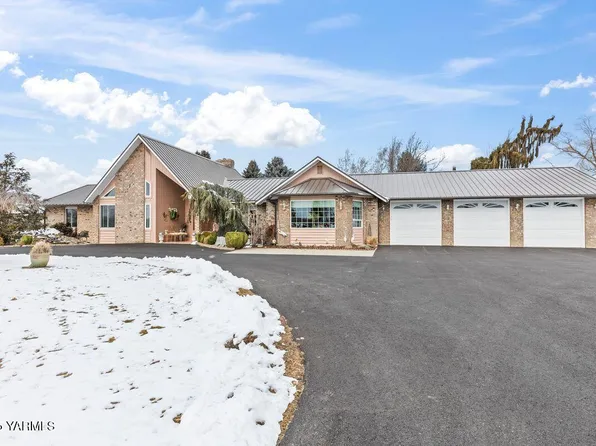 751 Rosenkranz Rd, Tieton, WA 98947