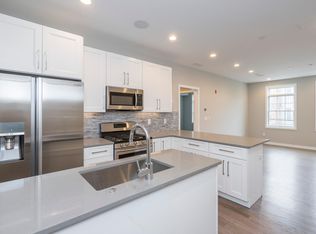 1128 S 13th St #2, Philadelphia, PA 19147