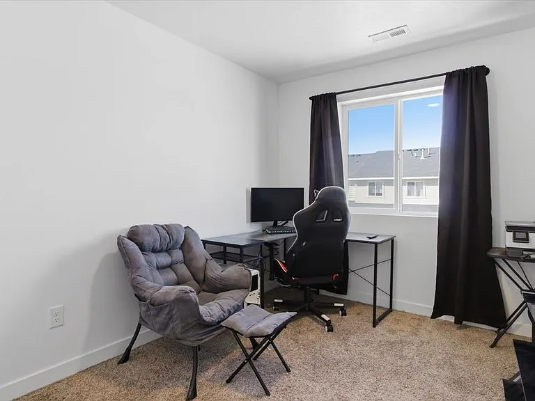 1194 W Summit Ridge Pkwy — Photo 13