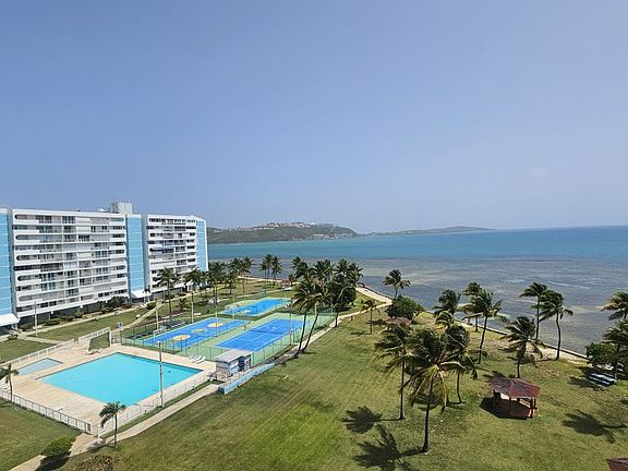 2nd image of Cond Isleta Marina Torre 1 Apto #8Q