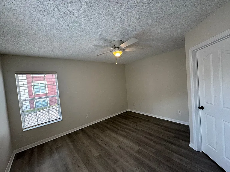3548 Peppervine Dr — Photo 29