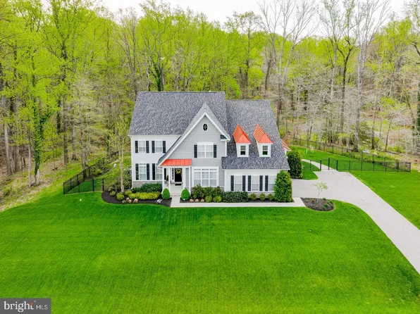 927 Heatherfield Ln, Millersville, MD 21108