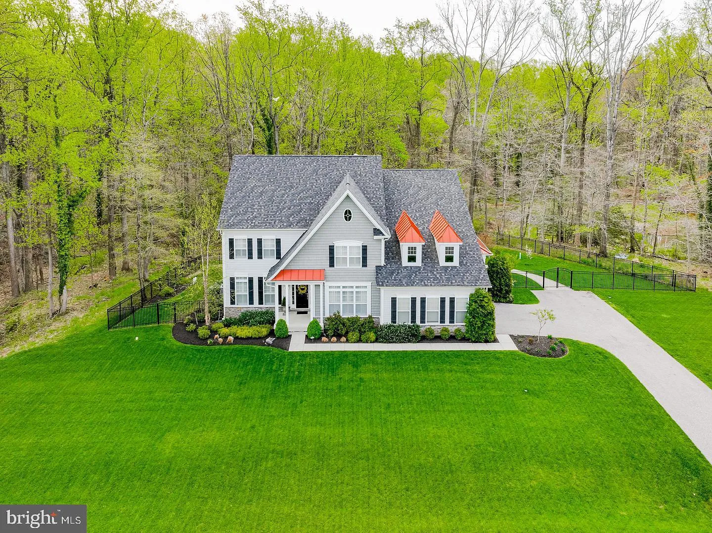 927 Heatherfield Ln photo 1