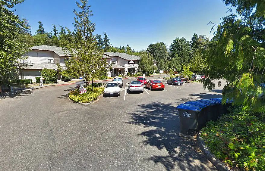 2nd image of 200 High School Rd NE #1