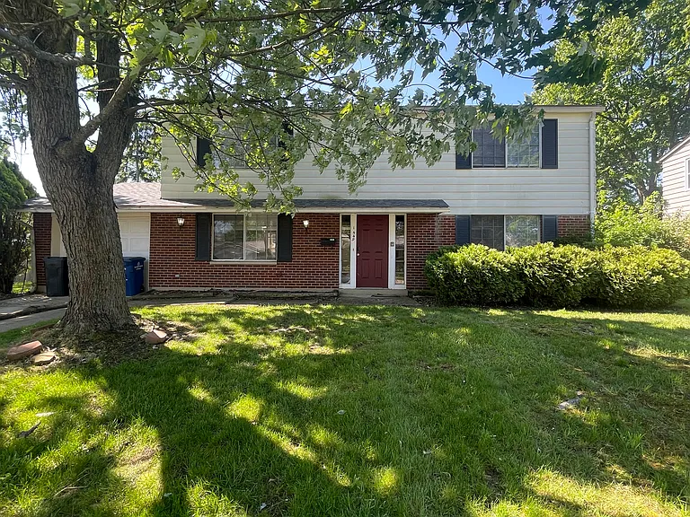 1449 Marty Dr — Photo 1