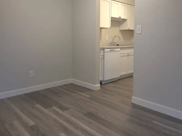 Cedarwood Crossings, 1 Cedarwood Blvd, Baldwinsville, NY 13027