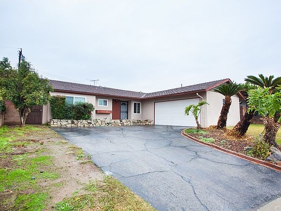 3rd image of 1011 Hartview Ave
