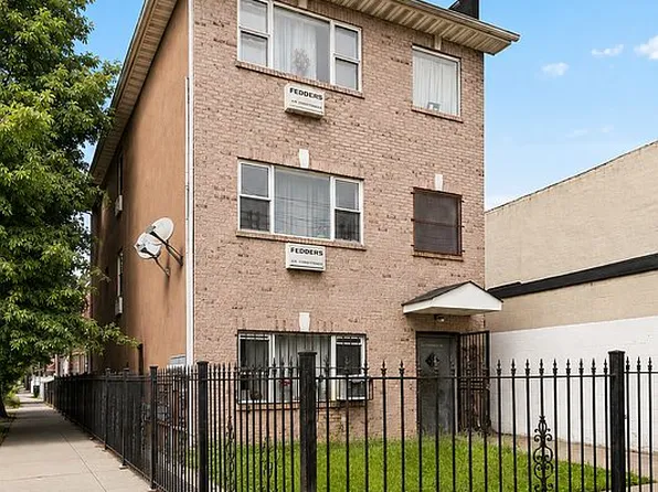 925 Dumont Ave, Brooklyn, NY 11207
