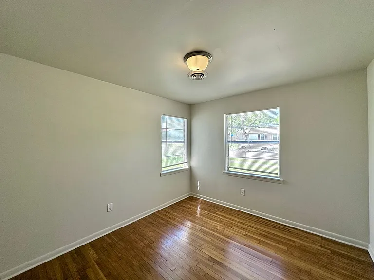 205 Margaret Lee St — Photo 13