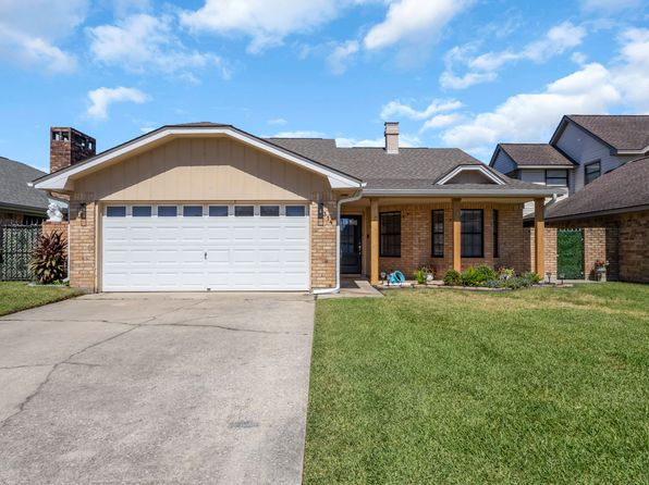 314 Castle Dr