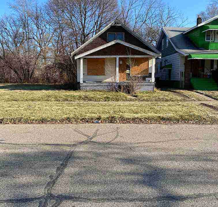 13650 Manor