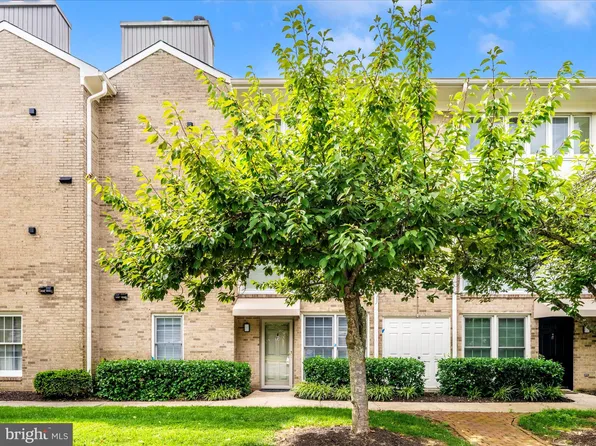 10714 Kings Riding Way #T3-21, Rockville, MD 20852