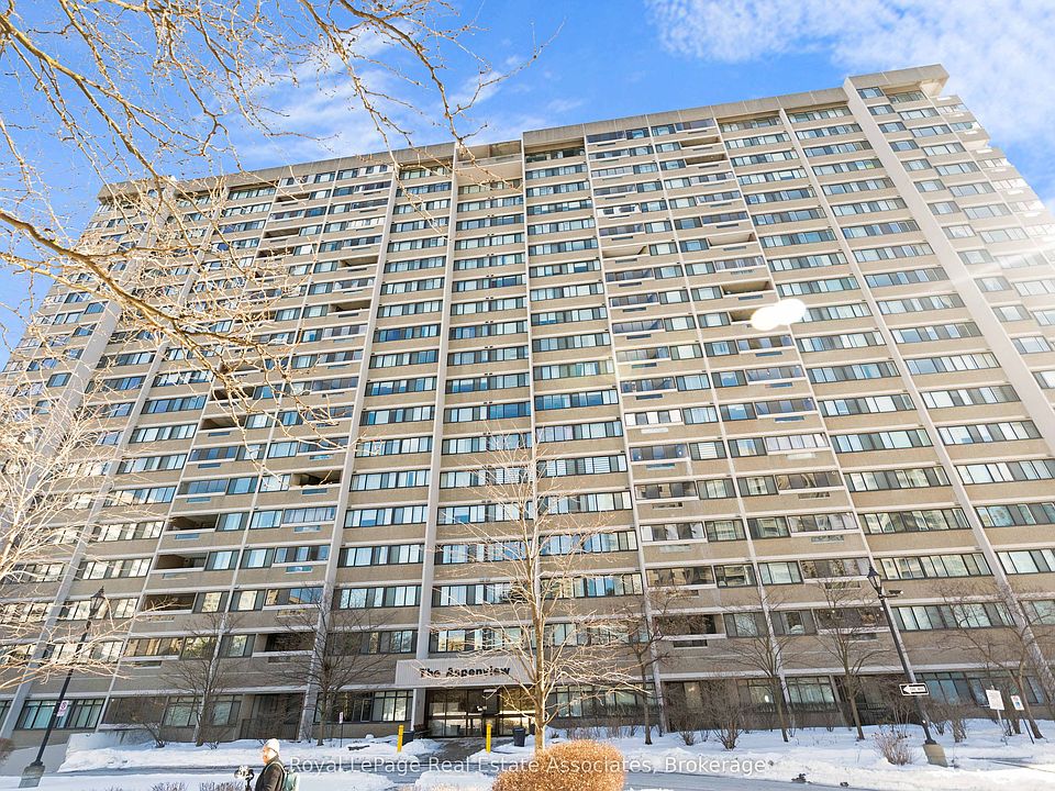 1st image of 50 Elm Dr E #912
