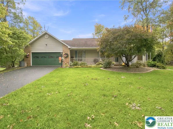 537 Carol Ln, Bath, PA 18014