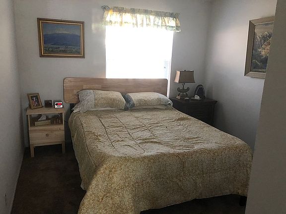 5th image of 1136 E Country Club Dr