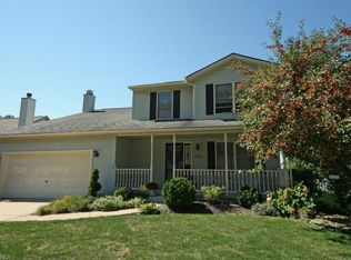 735 Song Bird St, Elyria, OH