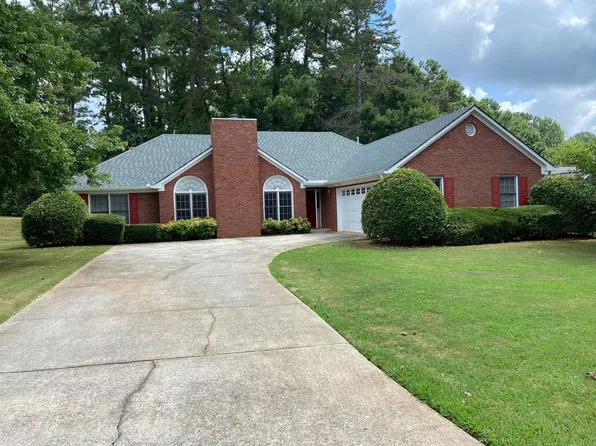 1405 Glenfield Dr, Lawrenceville, GA 30043