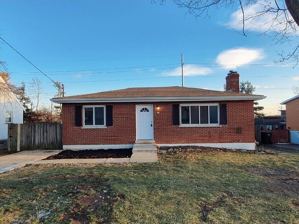 1st image of 54 Miriam Dr