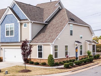 343 Acorn Hollow Pl, Durham, NC, 27703