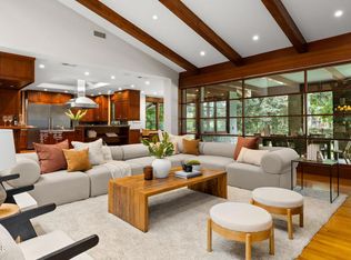 921 Chapea Rd, Pasadena, CA 91107