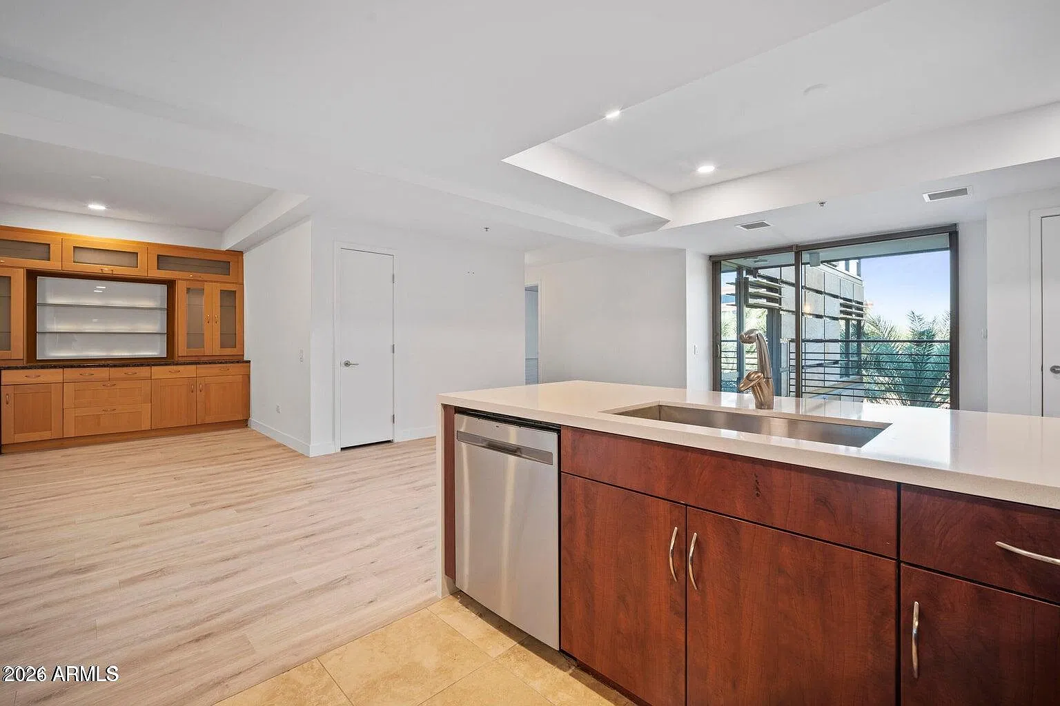 2 bed, 1424 sqft, $3,999 — Photo 3