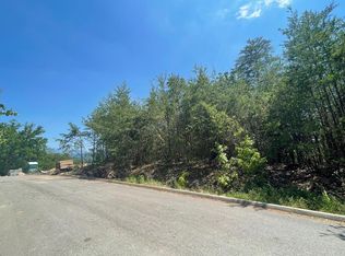 Cloud View Dr, Sevierville, TN 37862