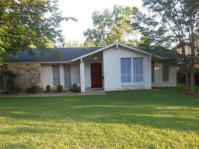 1st image of 7404 Yolanda Dr