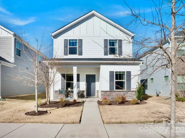 12425 Larue Ln, Huntersville, NC 28078