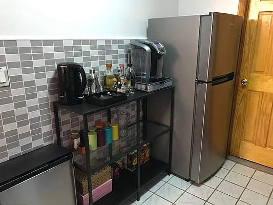 Rented by Owner | media 9