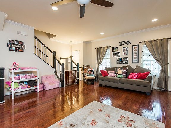 Living / Family Room