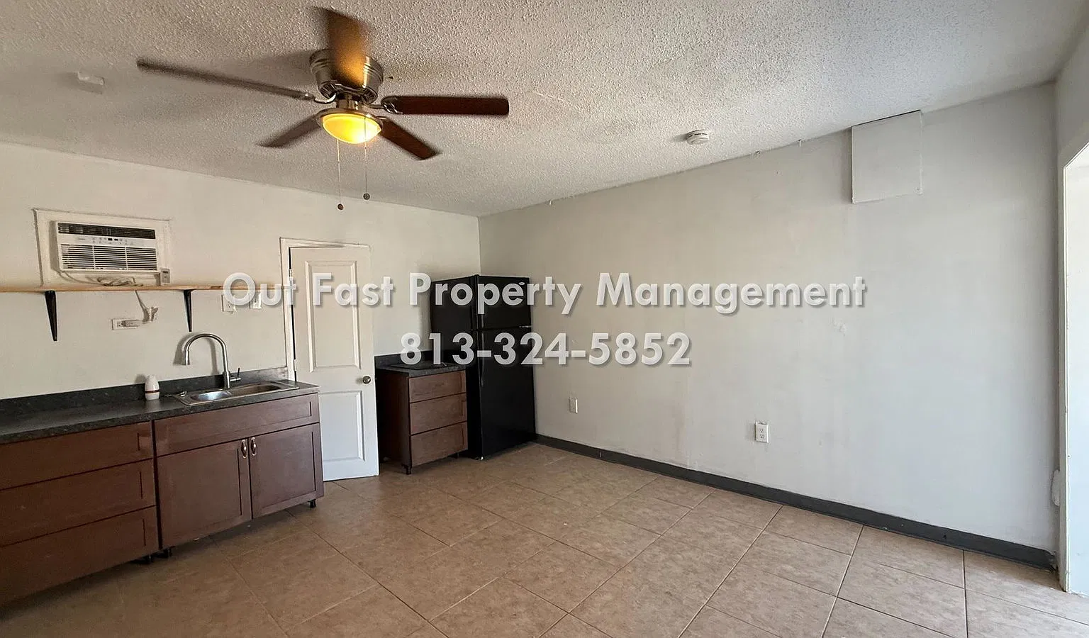 Studio, 1.0 bath, 250 sqft, $695 — Photo 4