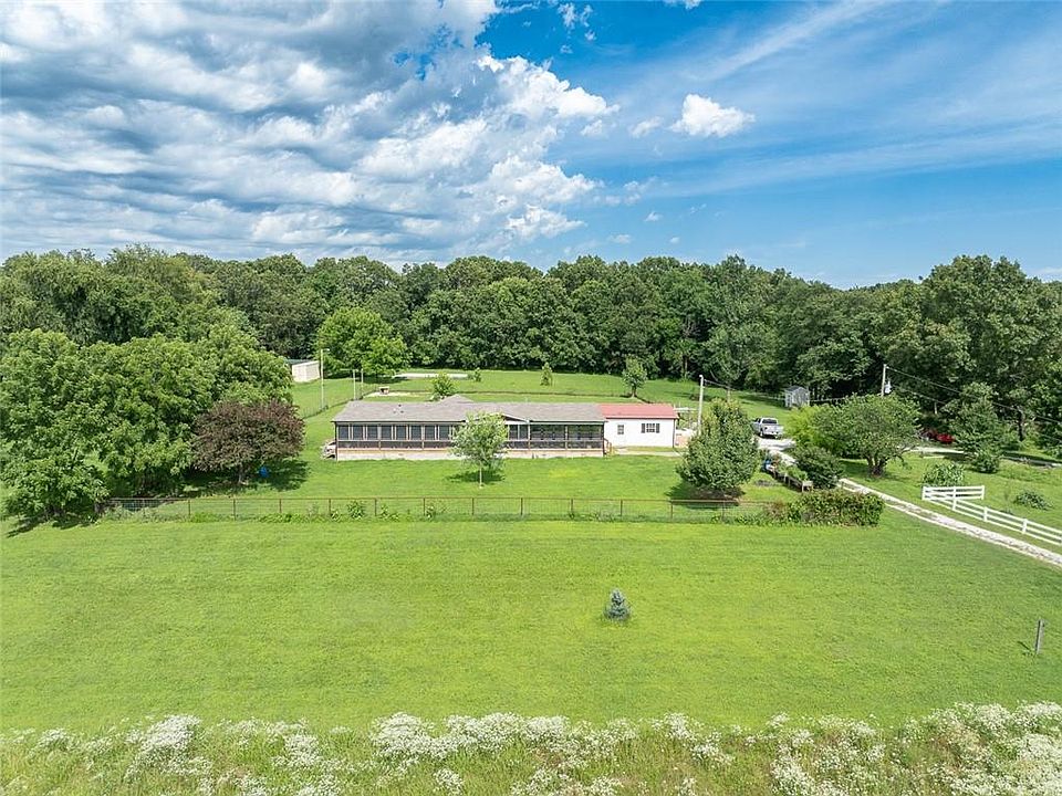 1st image of 17905 Raven Rd