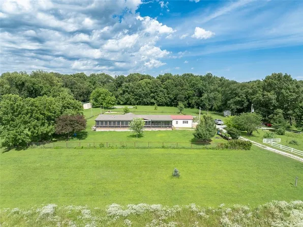 17905 Raven Rd, Granby, MO 64844