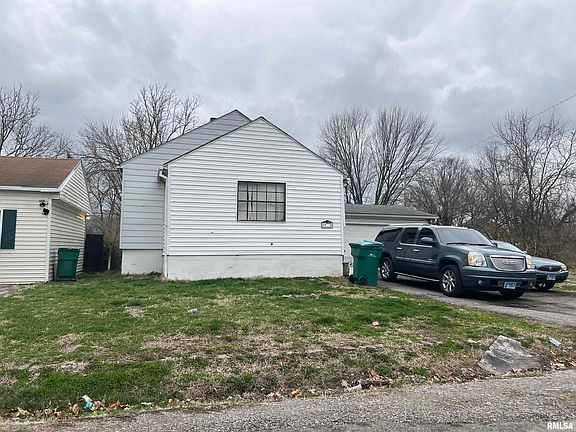 4th image of 745 N 72nd St