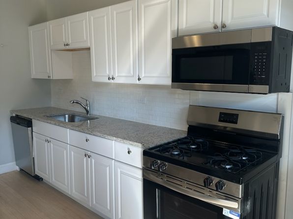 4423 N Paulina St #2