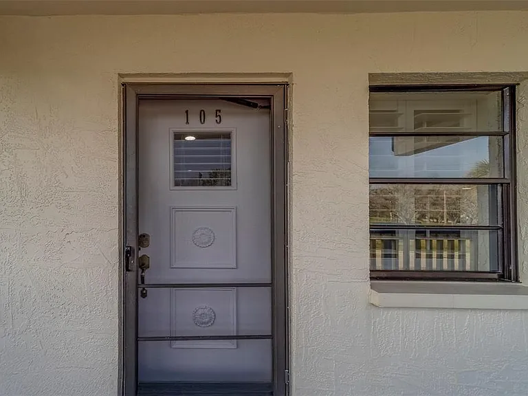 11650 Capri Cir S #105 — Photo 5
