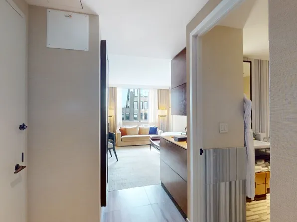 246 Spring Street image 10 of 16