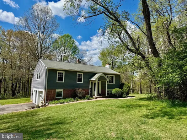 1424 Oakwood Rd, Coatesville, PA 19320