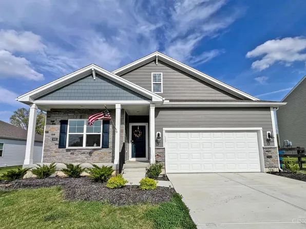 3692 Heritage Farm Ln, Amelia, OH 45102