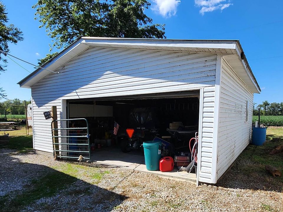 8128 City Lake Rd, Du Quoin, IL 62832 Zillow