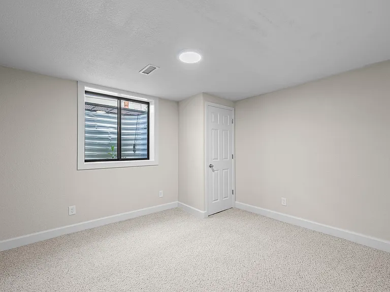 22530 E Bellewood Dr — Photo 30