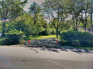 Lakeside Rd, Lakeside, MI 49116