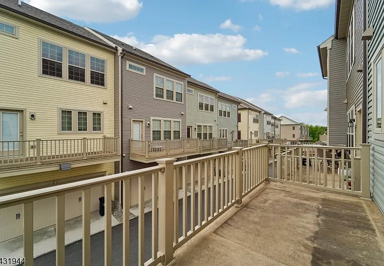 1 Haralson Ct — Photo 30