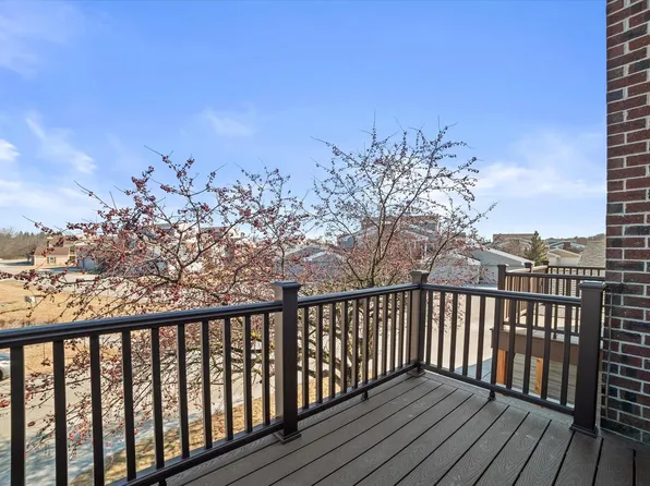 N17W26830 Conservancy DRIVE Unit G, Pewaukee, WI 53072