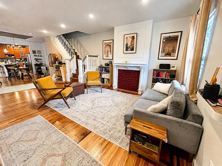 5119 Locust St — Photo 3