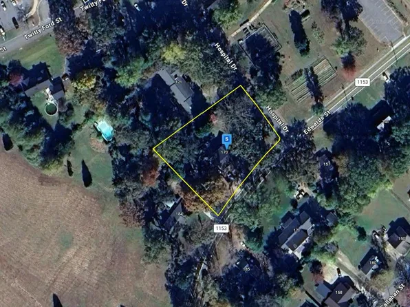 170 Edwards St, Rutherfordton, NC 28139