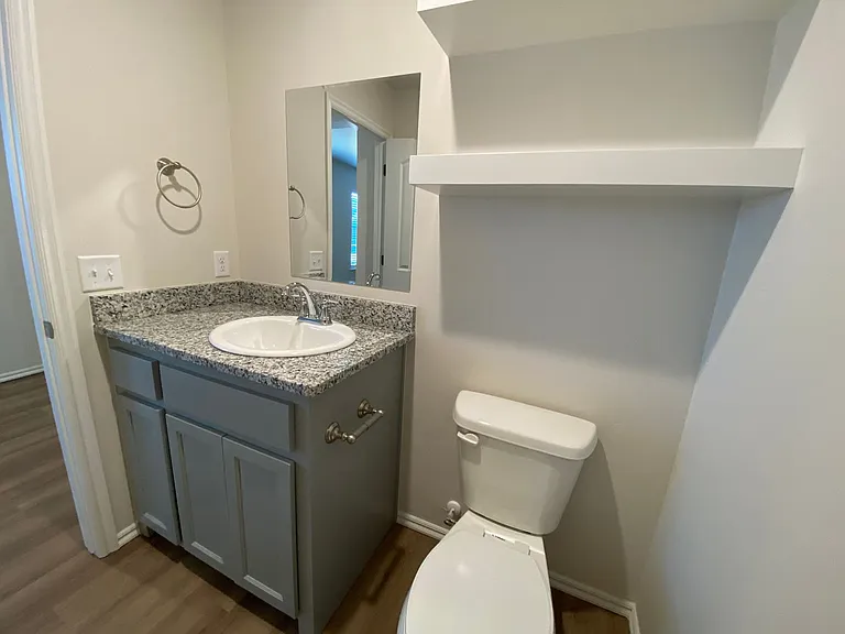 10801 NW 119th Pl — Photo 18