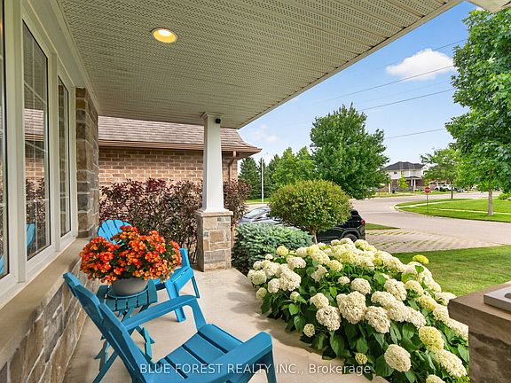 4th image of 3 Sutherland Ct