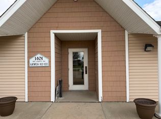 1401 3rd St SW APT 116, Waverly, IA 50677