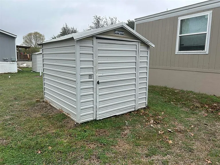 2224 Raysbad Ct — Photo 10